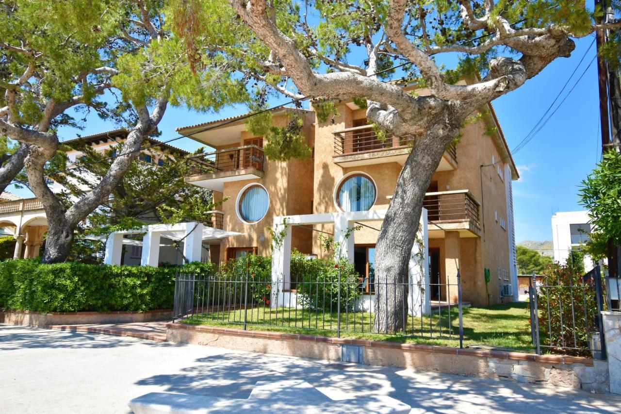 La Gola Apartment, First-line Beachfront, Newly Refurbished Apartamento Puerto Pollensa