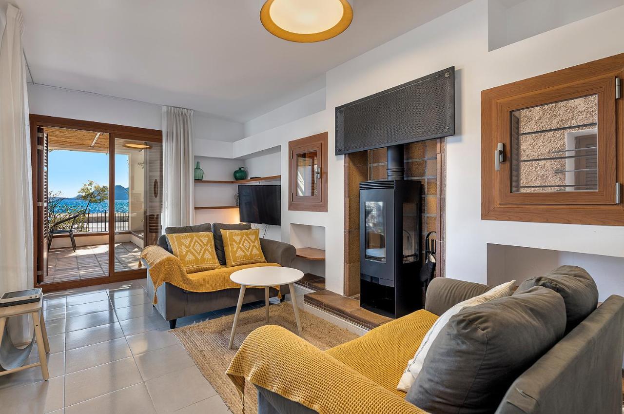 La Gola Apartment, First-line Beachfront, Newly Refurbished Apartamento