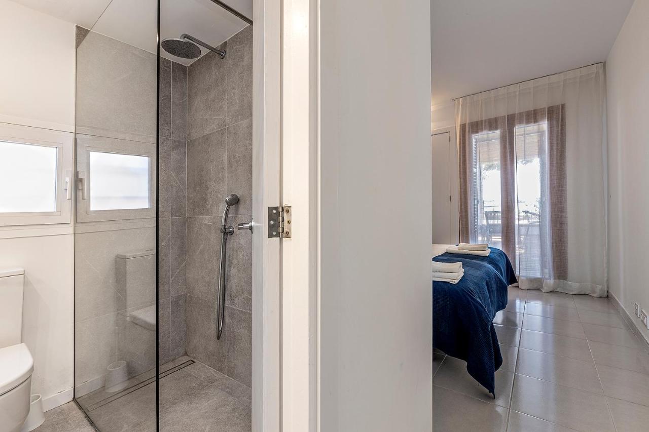 La Gola Apartment, First-line Beachfront, Newly Refurbished Apartamento Puerto Pollensa
